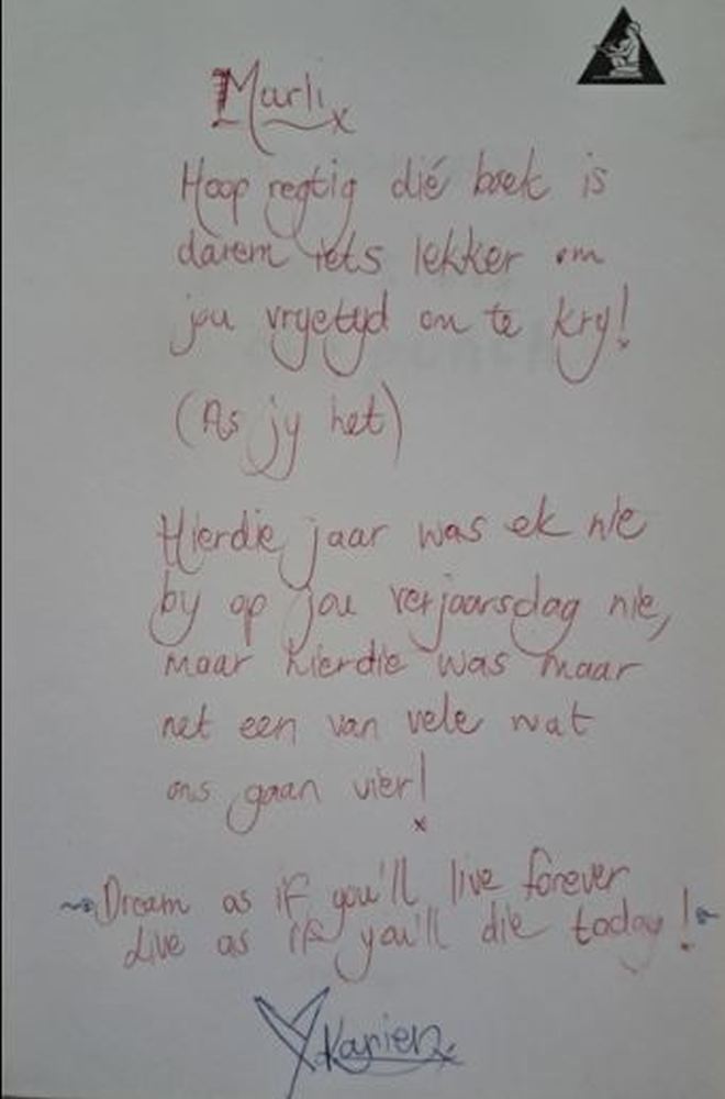 Ekstra foto van boodskap voorin Daar’s vis in die punch
