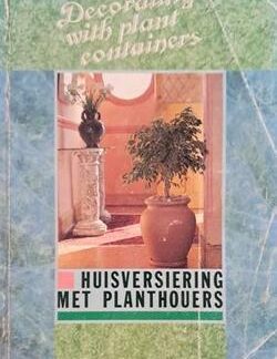 Decorating with plant holders/Huisversiering met planthouers